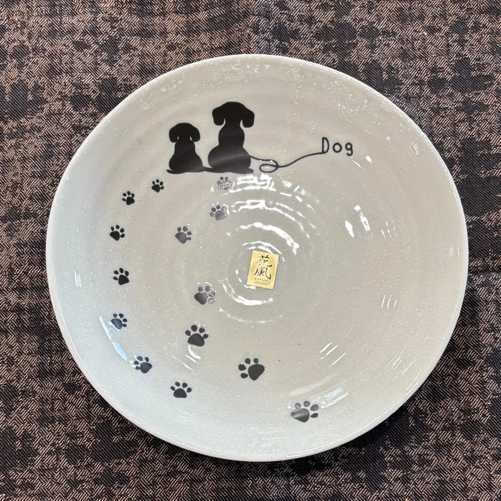 Kafuh Japan Stoneware Dog Plate — Paw Print Design — 8.25” — Size M